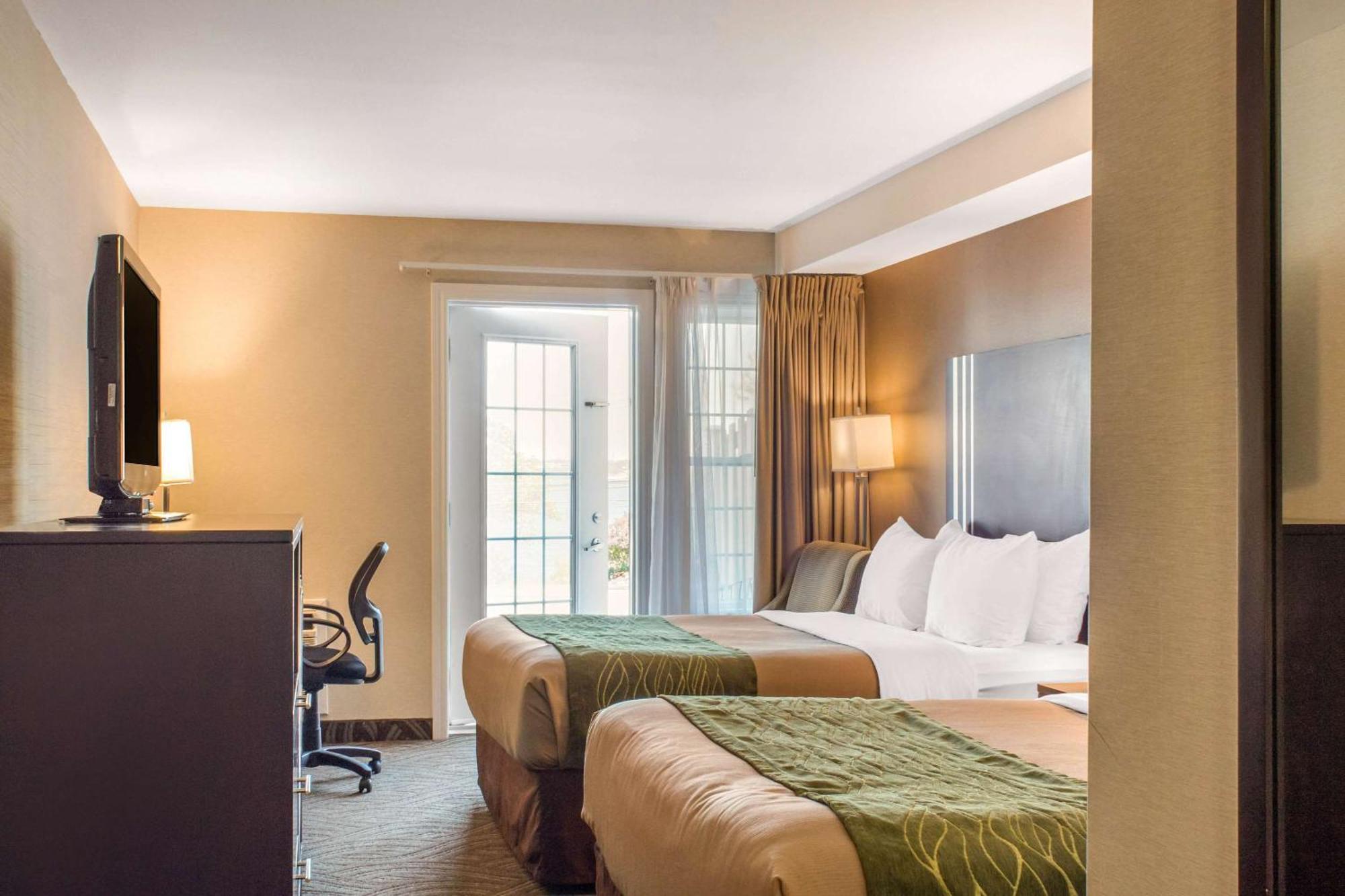 Comfort Inn Halifax Exteriör bild