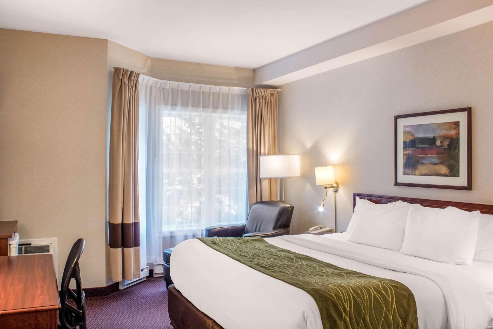 Comfort Inn Halifax Exteriör bild